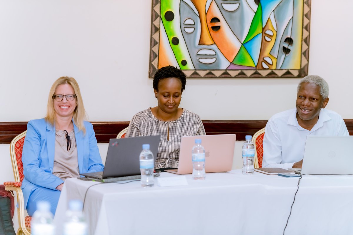 KiacRwanda's tweet photo. Day2 of our International Commercial Arbitration Training is underway!
Thrilled to see such active participation from trainees, great questions and thoughtful comments.
#commercialarbitration #training @Rwanda_Justice @Rwanda_Bar @LegalPracticeRW @LegalAid_Rwanda 
@CIArbRwanda https://t.co/MjubGWcuJh