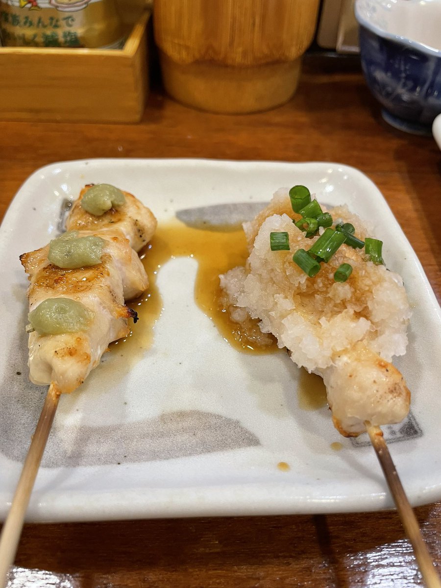 shango333's tweet photo. 今日はロイクラトン🇹🇭
コームローイ一斉打ち上げしに
チェンマイ入りしたかったな
（動画は過去の）

想いをチェンマイに飛ばしながら
焼き鳥屋さんで乾杯 https://t.co/OdnVz1SXP5