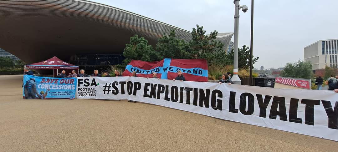 Newcastle United Supporters Trust (@nufctrust) on Twitter photo We will be standing alongside West Ham fans before the game on 25/11/24 at SJP - 7pm at statues #stopexploitingloyalty
We would love to see as many of you there as possible <a href="/HammersUnited2/">Hammers United</a> <a href="/oldskoolhammers/">Old School Hammers</a> <a href="/nufcfoodbank/">NUFC Fans Foodbank</a> <a href="/worflags/">Wor Flags 🏴🏳</a> <a href="/BNWARMY_/">Black and White Army</a> <a href="/UtdwithPride/">United with Pride</a> <a href="/TheLondonMags/">Newcastle United Supp. Club London</a> <a href="/Nusc2023/">Newcastle United Supporters’ Club</a> We will be standing alongside West Ham fans before the game on 25/11/24 at SJP - 7pm at statues #stopexploitingloyalty
We would love to see as many of you there as possible <a href="/HammersUnited2/">Hammers United</a> <a href="/oldskoolhammers/">Old School Hammers</a> <a href="/nufcfoodbank/">NUFC Fans Foodbank</a> <a href="/worflags/">Wor Flags 🏴🏳</a> <a href="/BNWARMY_/">Black and White Army</a> <a href="/UtdwithPride/">United with Pride</a> <a href="/TheLondonMags/">Newcastle United Supp. Club London</a> <a href="/Nusc2023/">Newcastle United Supporters’ Club</a>