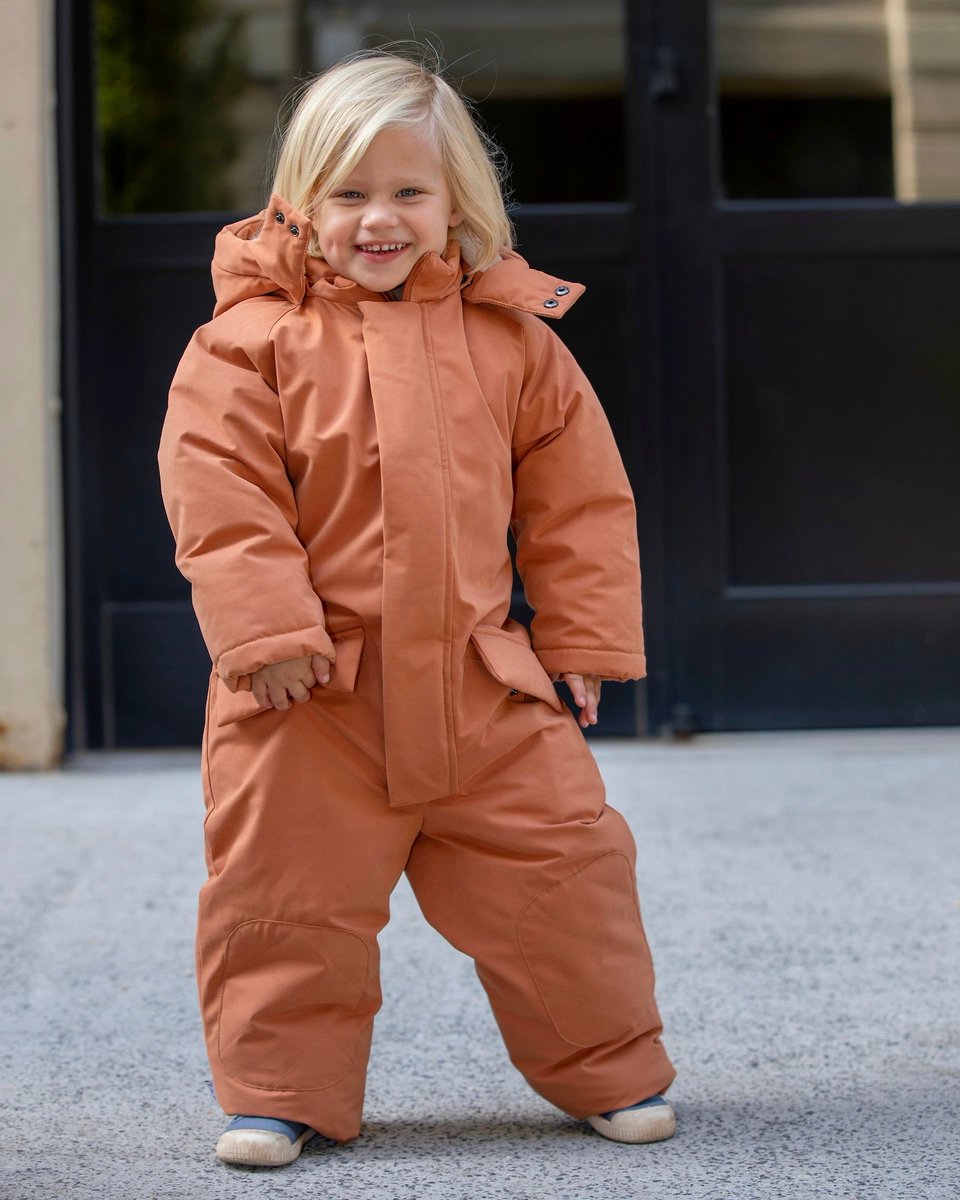 7AMenfant's tweet photo. Snowsuits are IN! ❄️ It’s snowsuit season🥶 Forget all the layers, wear it as a one piece to keep your kiddos extra warm. Check out the colors >> https://t.co/hTvBLmyhj0

#7amenfant #snowsuit #kids #toddlers #kidsfashion #winter #snow #autumn #skiing https://t.co/AJrVYEEtNs
