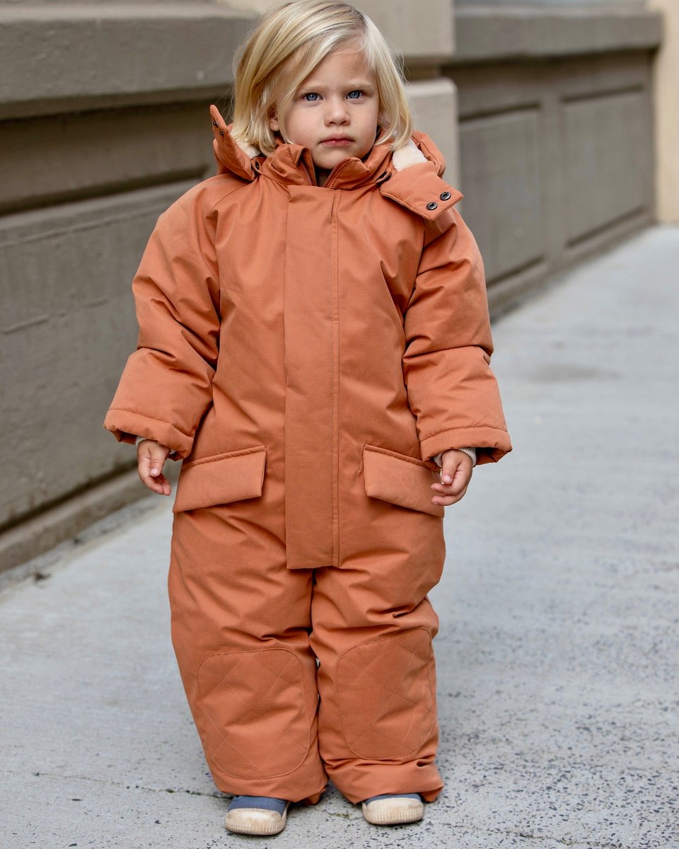 7AMenfant's tweet photo. Snowsuits are IN! ❄️ It’s snowsuit season🥶 Forget all the layers, wear it as a one piece to keep your kiddos extra warm. Check out the colors >> https://t.co/hTvBLmyhj0

#7amenfant #snowsuit #kids #toddlers #kidsfashion #winter #snow #autumn #skiing https://t.co/AJrVYEEtNs