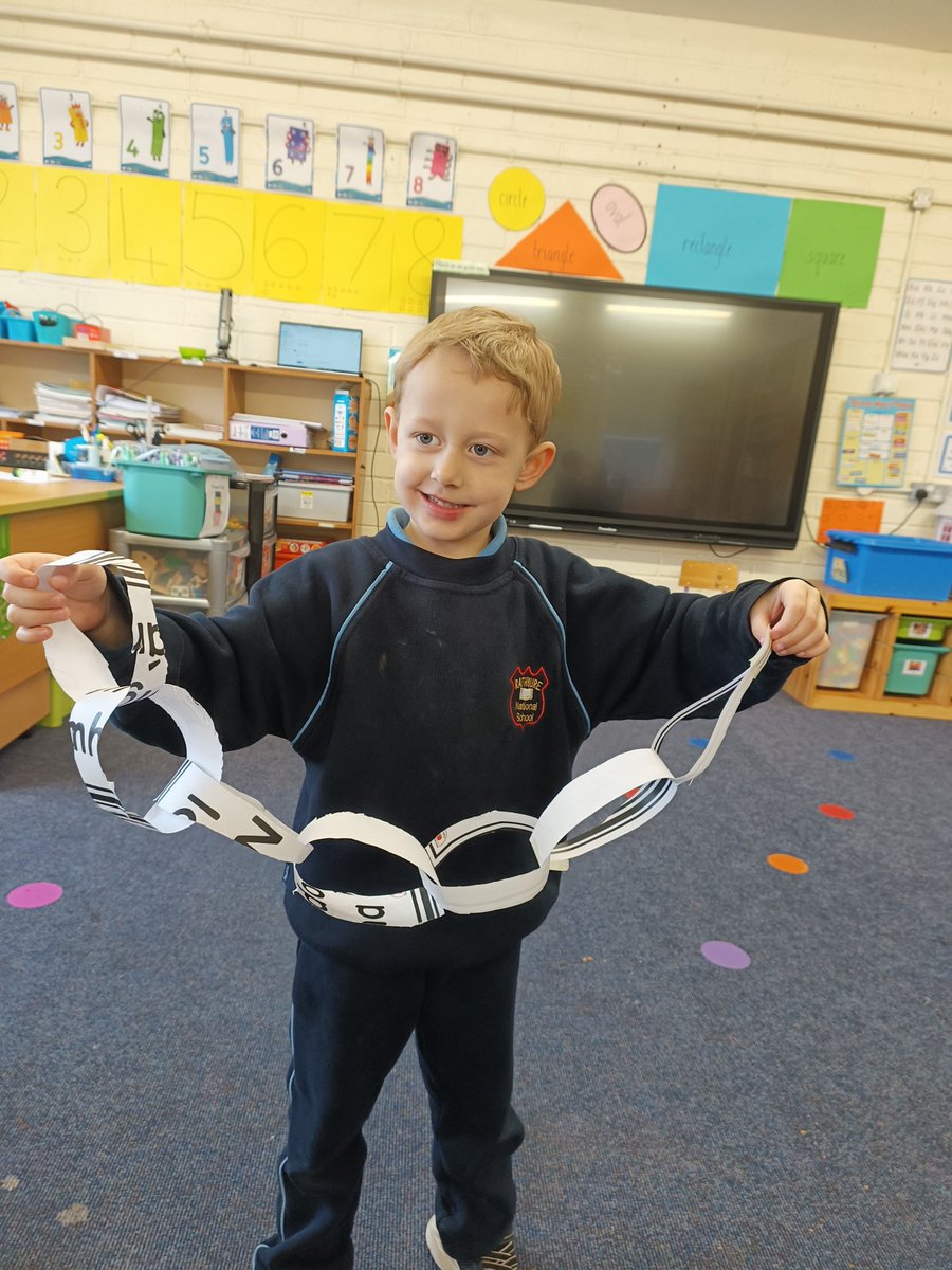 𝕄𝕤.ℍ𝕒𝕪𝕕𝕖𝕟 tweet media