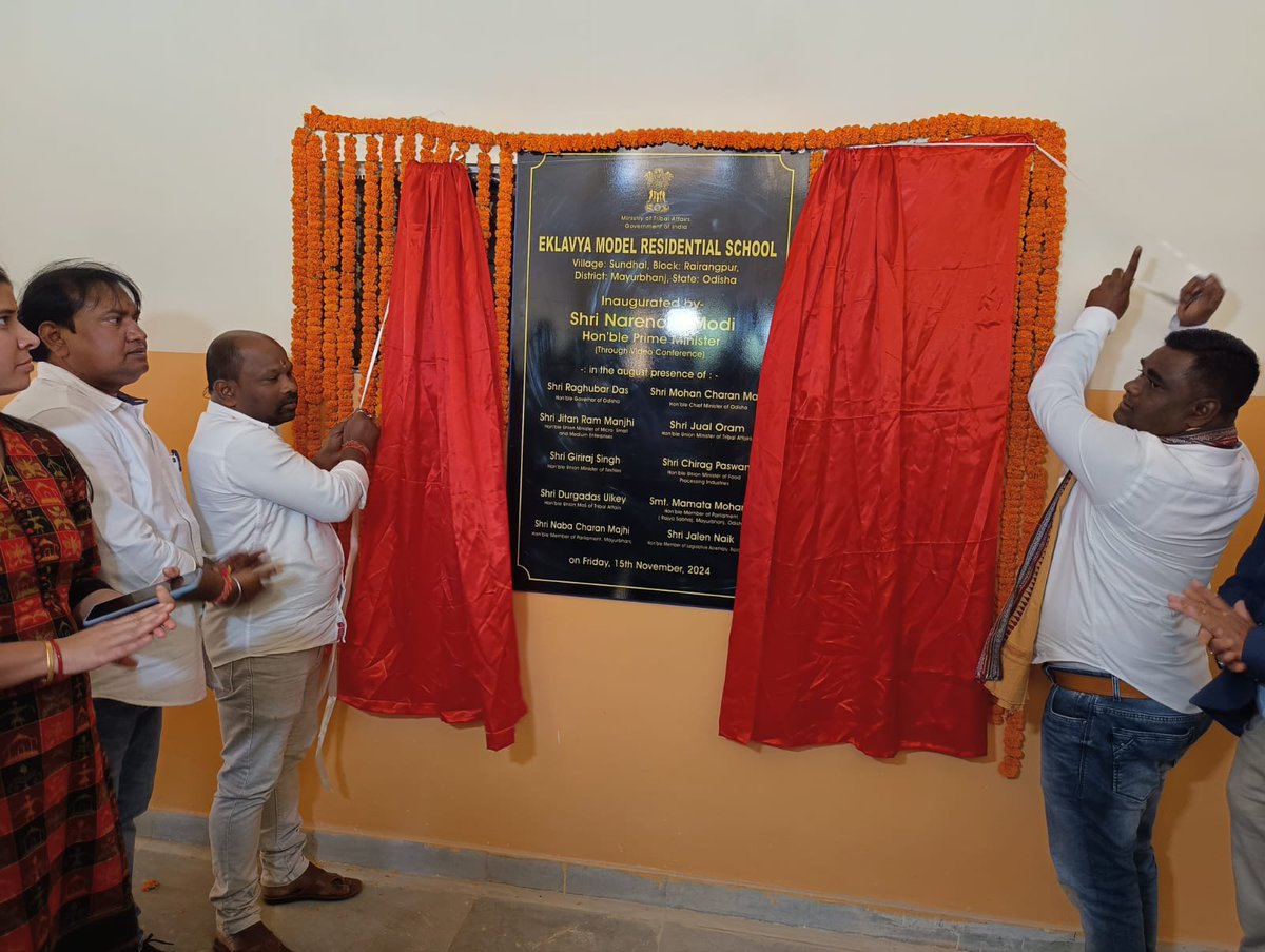 scstdevdept's tweet image. On 15th November, during Janajatiya Gourav Divas, the inaugural ceremony of EMRS, Rairangpur, took place in the esteemed presence of Hon'ble MLA, Shri Jalen Naik, Rairangpur, marks a new milestone in supporting education and uplifting tribal communities. 
 #EMRS #TribalEducation