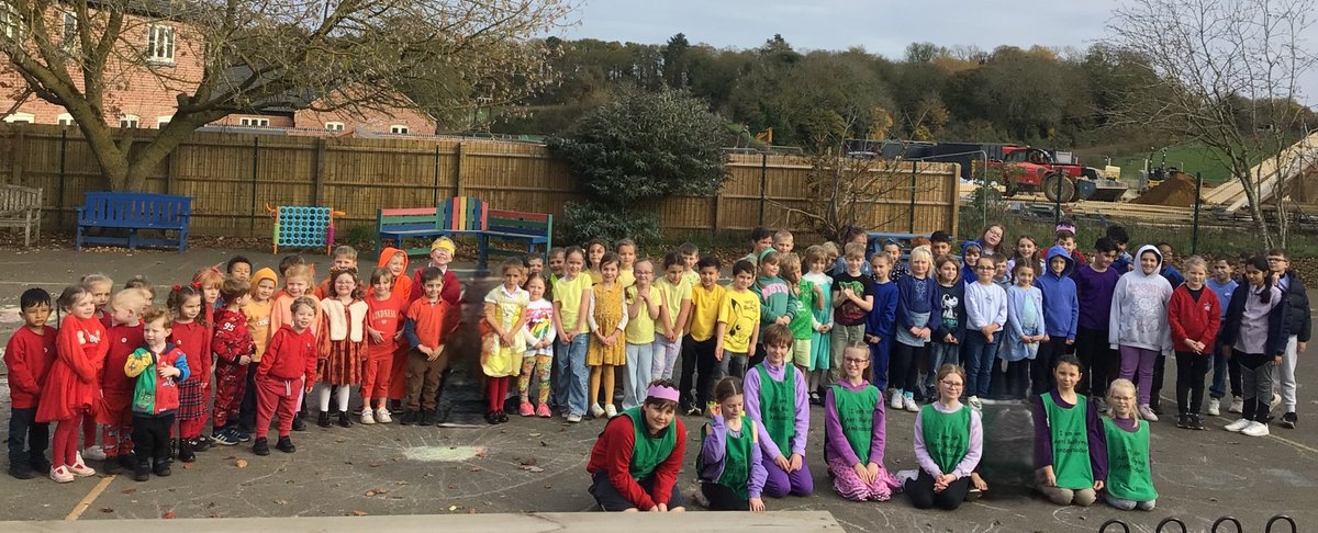 LHoughtonPrimary tweet media