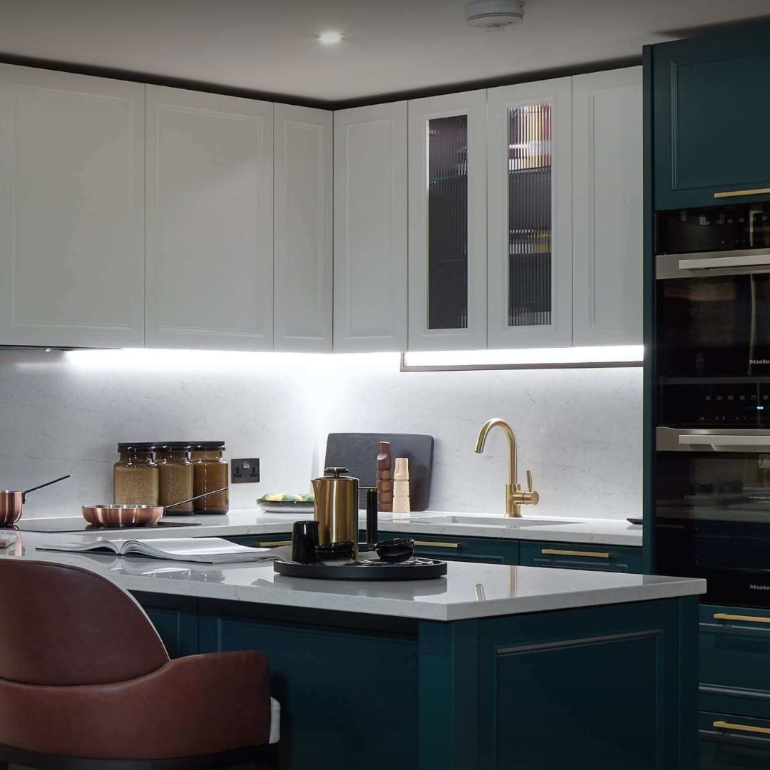 AkbaySam's tweet photo. An incredible property in one of London's finest locations... contact me to find out more about this luxury Chelsea apartment 07760 155601
https://t.co/n14hfgg0Tk
#chelsea #luxuryaprtment #estateagent #londonpropertyagent #waterfrontproperty https://t.co/o0yNvUEU3w