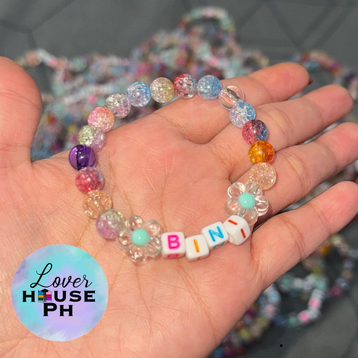 LoverHousePH's tweet photo. Here it is ✨#BINI FAN SUPPORT DAY 1

Our #GrandBINIverse Day 1 limited Fan Support and FREEBIES! 

Make sure to follow us to be eligible for spin the wheel!! What you can get: 

🌸BINI flower vinyl sticker
🌸 BINI BIAS button pin
🌸 GBV pin
🌸 BINI friendship bracelet 
🌸 or a chance to win GBV set A or set B official photocards! 

Loc and time: TBA

Please stay tuned!! See you all tomorrow ◡̈
#GrandBINIverse #ABSCBNEvents #BINIverseAraneta #StarMusicPH