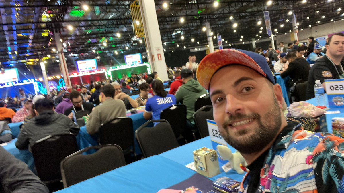 skfpapo's tweet photo. On live from #LAIC #PokemonTCG https://t.co/Ur6bWn9Qy2