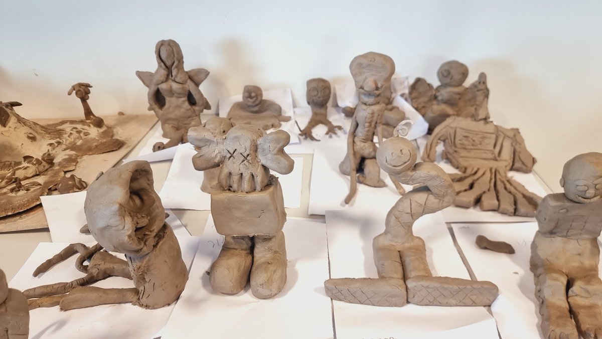 Year 9's successful surreal sculptures  in ADT this week! <a href="/WoodySchool/">Woodmansterne</a>