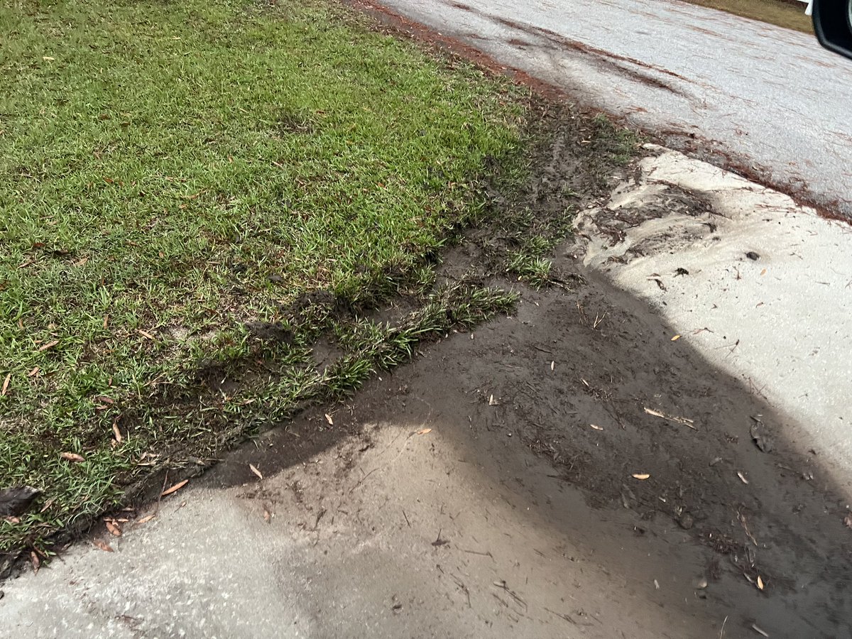My driveway is 18 feet wide at the street. <a href="/FedEx/">FedEx</a> if you don’t drive well enough to stay on the driveway you might want to think about a different career. <a href="/FedExHelp/">FedEx Help</a>