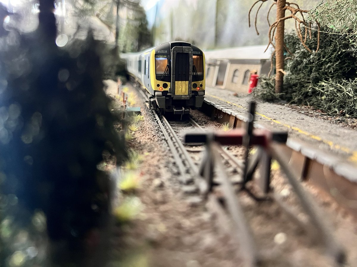 My latest Bachmann 450 repaint for someone, 450118 in miniature. Ready to go back to its owner #TMRGUK