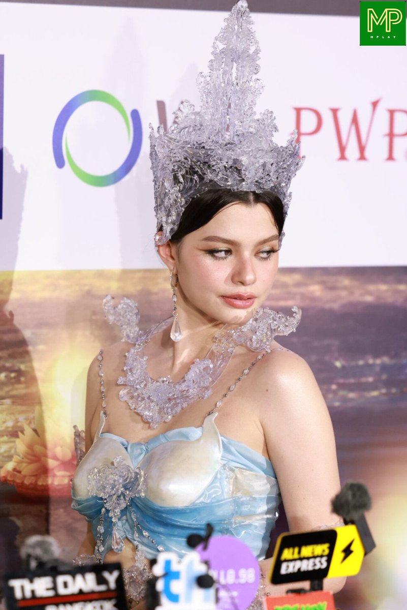 MPlay_2021's tweet photo. ช่วงสัมภาษณ์ ความสวยของนางนพมาศ"เบคกี้ รีเบคก้า" 

REBECCA THE NOPPAMAS QUEEN
#LoyKrathongIconSiamxBecky
#beckysangels
#BeckyArmstrong
#THAICONICLoyKrathong #ICONSIAM #LoyKrathong #ลอยกระทงที่ไอคอนสยาม #ลอยกระทง #ลอยกระทง2567 https://t.co/pW9xzKBTR0
