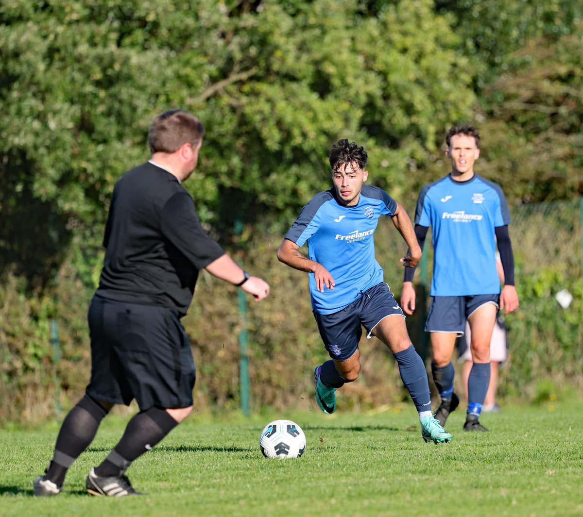 ProElite442's tweet photo. 📢 More exciting news to share ✍🏻🗞️ 
A huge Pro Elite welcome to 20 year old winger Jack Da Silva 🏴󠁧󠁢󠁥󠁮󠁧󠁿🇵🇹
We’re extremely excited and proud to be working with Jack and to support him in achieving his goals ⚽️💪🏻
Great to have you onboard Jack, let’s do this..! 👊🏻🔥 https://t.co/C6XF3lg0Je