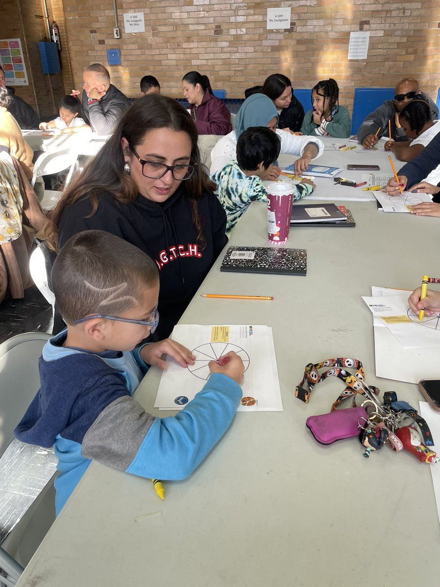 Public School 72 tweet media