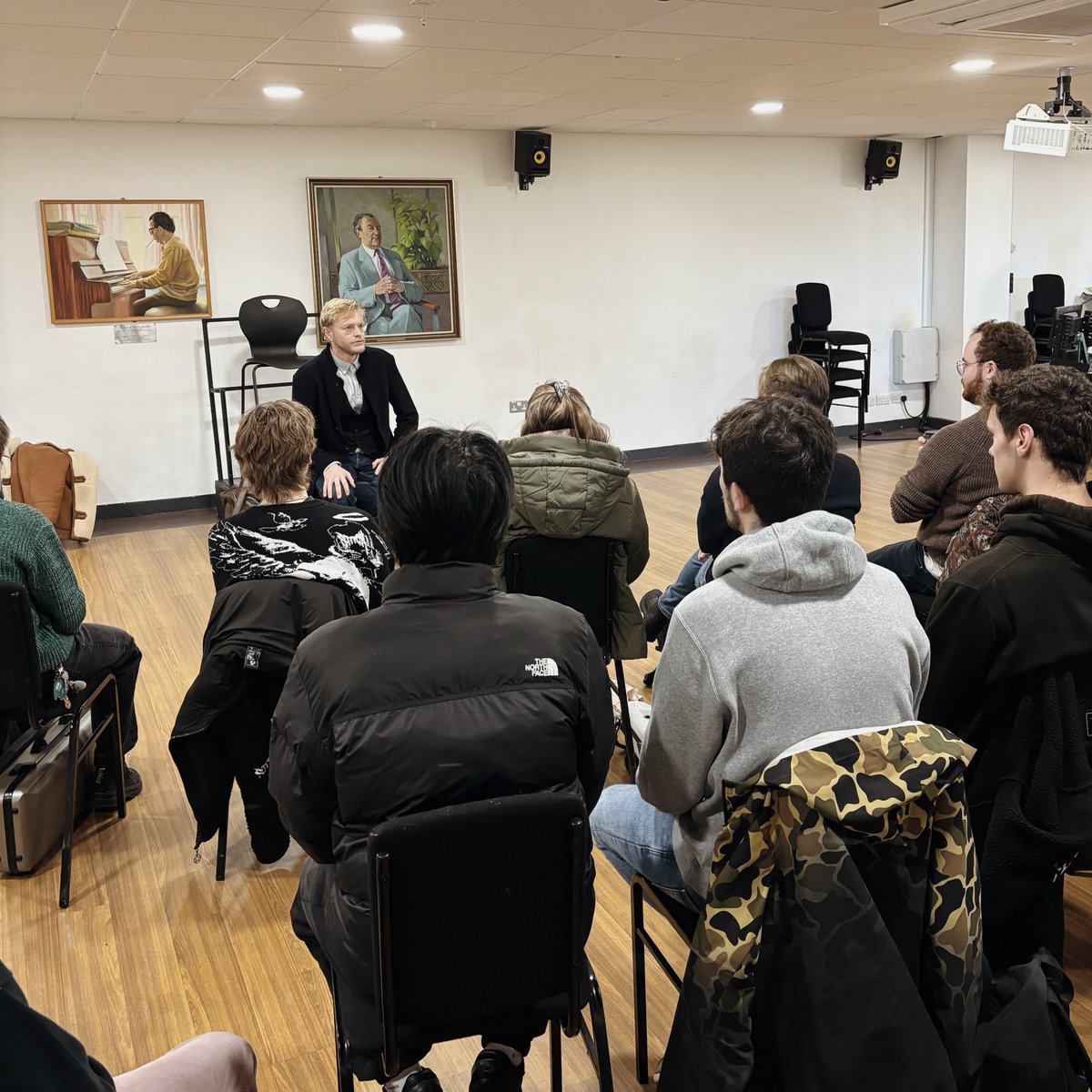 RWCMD's tweet photo. We're delighted that our newly appointed Visiting International Chair of Cello, Jacob Shaw (@scandinaviancelloschool) was able to join us this week to work with our #RWCMDStrings students.🎻✨

We're thrilled that Jacob will be visiting us regularly at the College.👏

#RWCMD https://t.co/LVax6bw0I7