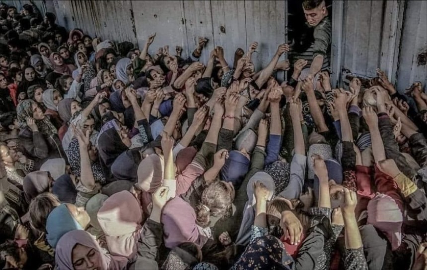 Gazze'de kıtlık yayıldı.