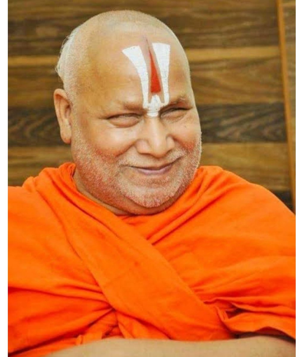 iamAKstalin's tweet photo. ये बाबा नहीं, नौकरी माफिया हैँ.... इन्हें जेल में होना चाहिए।

#लोक_सेवा_आयोग https://t.co/uRgBlpTz42