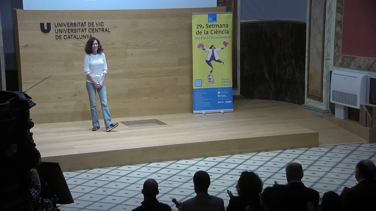 Fundació FCRI (@fundaciorecerca) on Twitter photo 🎙️I per tancar aquesta final, la <a href="/planella_silvia/">Sílvia Planella</a>, enginyera mecànica i arquitecta tècnica, Associació <a href="/ENGINYera/">Anna Soler</a>. Una darrera actuació sobre com la construcció amb materials sostenibles pot canviar el món.
#MonòlegsCiènciaCAT #SC24CAT 🎙️I per tancar aquesta final, la <a href="/planella_silvia/">Sílvia Planella</a>, enginyera mecànica i arquitecta tècnica, Associació <a href="/ENGINYera/">Anna Soler</a>. Una darrera actuació sobre com la construcció amb materials sostenibles pot canviar el món.
#MonòlegsCiènciaCAT #SC24CAT