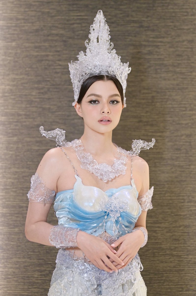 beckyfanclub05's tweet photo. สวยสง่า ประหนึ่งนางสวรรค์ กับเบ็คกี้ รีเบคก้า ในงาน ThaiConic Loy Krathong 

REBECCA THE NOPPAMAS QUEEN #LoyKrathongIconSiamxBecky #beckysangels https://t.co/R4c33uPZUN