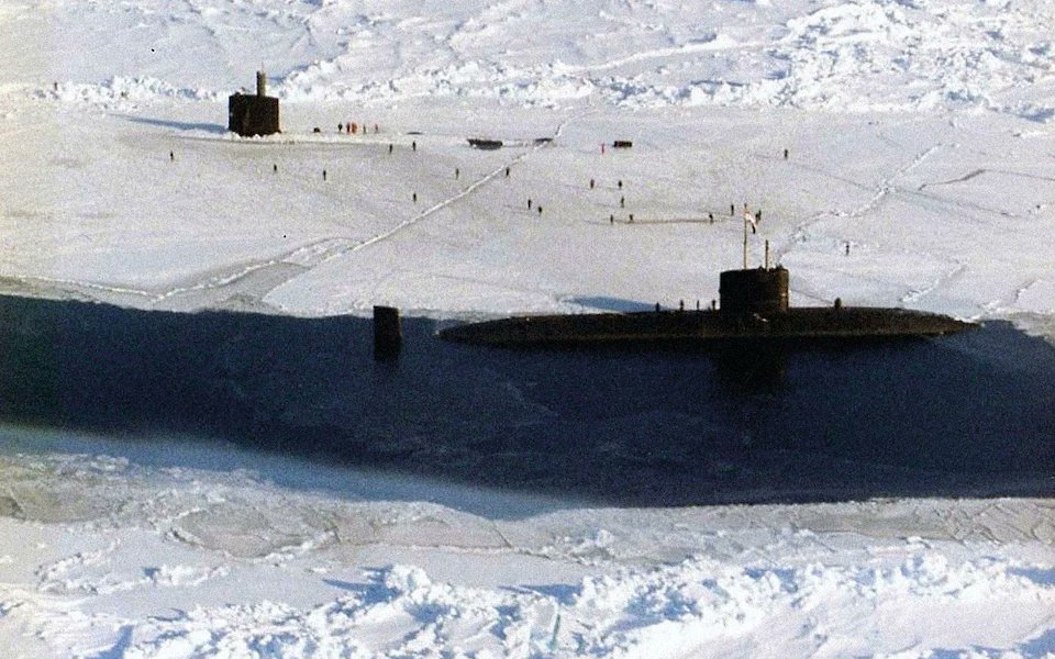 FlMichele69's tweet photo. Submarines
SSN #HMSTireless S88 (1985-2014)
Trafalgar Class
SSN #USSPargo SSN650 (1968-1995)
Sturgeon Class
π· May 1991 rendez vous #NorthPole
@RoyalNavy π¬π§ @USNavy πΊπΈ https://t.co/cjyyQwBbKp