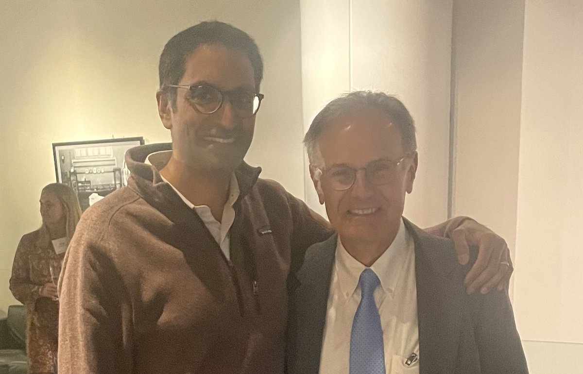 Shankar Lab MGH (@shankarlabmgh) on Twitter photo Incredible evening recognizing Dr Larry Borges as the Andrónico Luksic Endowed Chair who has trained generations of neurosurgeons. Very fortunate to have a legend as my mentor, partner and friend. <a href="/MGHNeurosurg/">MGH Neurosurgery</a> <a href="/MGBneurosurgery/">MGB Neurosurgery</a> <a href="/MassGeneralNews/">MassGeneral News</a> <a href="/MGHNSResidency/">MGHNeurosurgResidency</a> Incredible evening recognizing Dr Larry Borges as the Andrónico Luksic Endowed Chair who has trained generations of neurosurgeons. Very fortunate to have a legend as my mentor, partner and friend. <a href="/MGHNeurosurg/">MGH Neurosurgery</a> <a href="/MGBneurosurgery/">MGB Neurosurgery</a> <a href="/MassGeneralNews/">MassGeneral News</a> <a href="/MGHNSResidency/">MGHNeurosurgResidency</a>