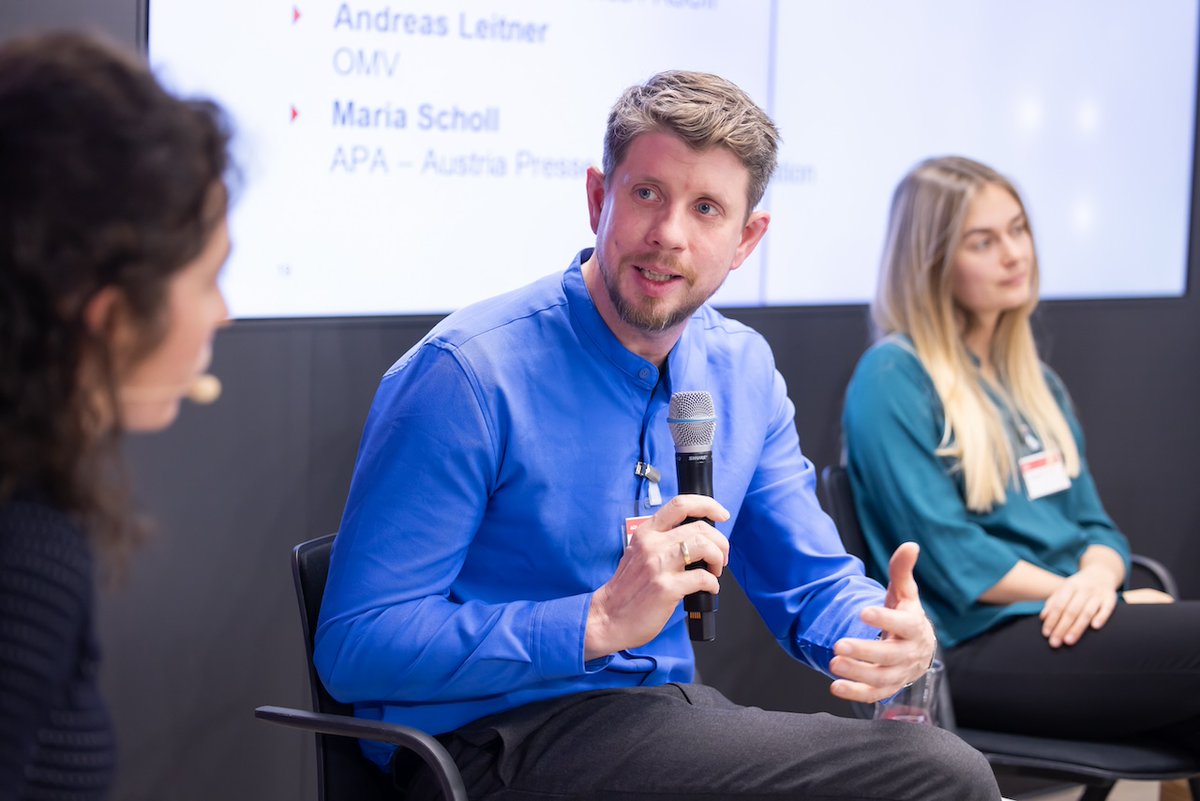 CSHVienna's tweet image. 🌍 🌱 Experts agree: The #CircularEconomy is essential in addressing #ClimateChange and conserving our planet&apos;s finite resources. But achieving this requires collective action and systemic change, as highlighted in a recent discussion on the &quot;Future of Circular Economy?&quot; hosted…