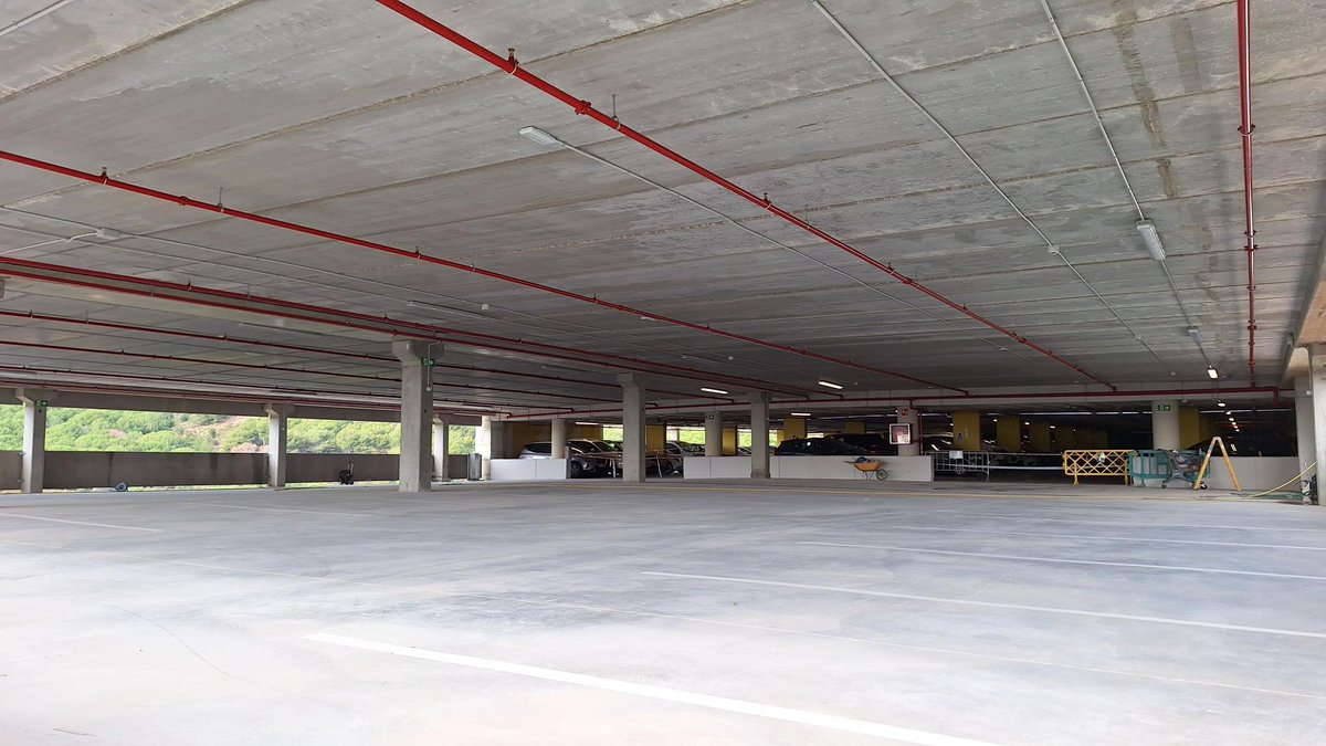 🆕 L'#hgermanstrias estrenarà dilluns l'ampliació del seu aparcament, que guanya més d'un centenar de places

🚗 L'actuació s’emmarca en un seguit d’accions que l’Hospital ha anat pensant i executant per a resoldre la dificultat d'aparcar al centre

ℹ️ i.mtrbio.com/sqdrzggzjf