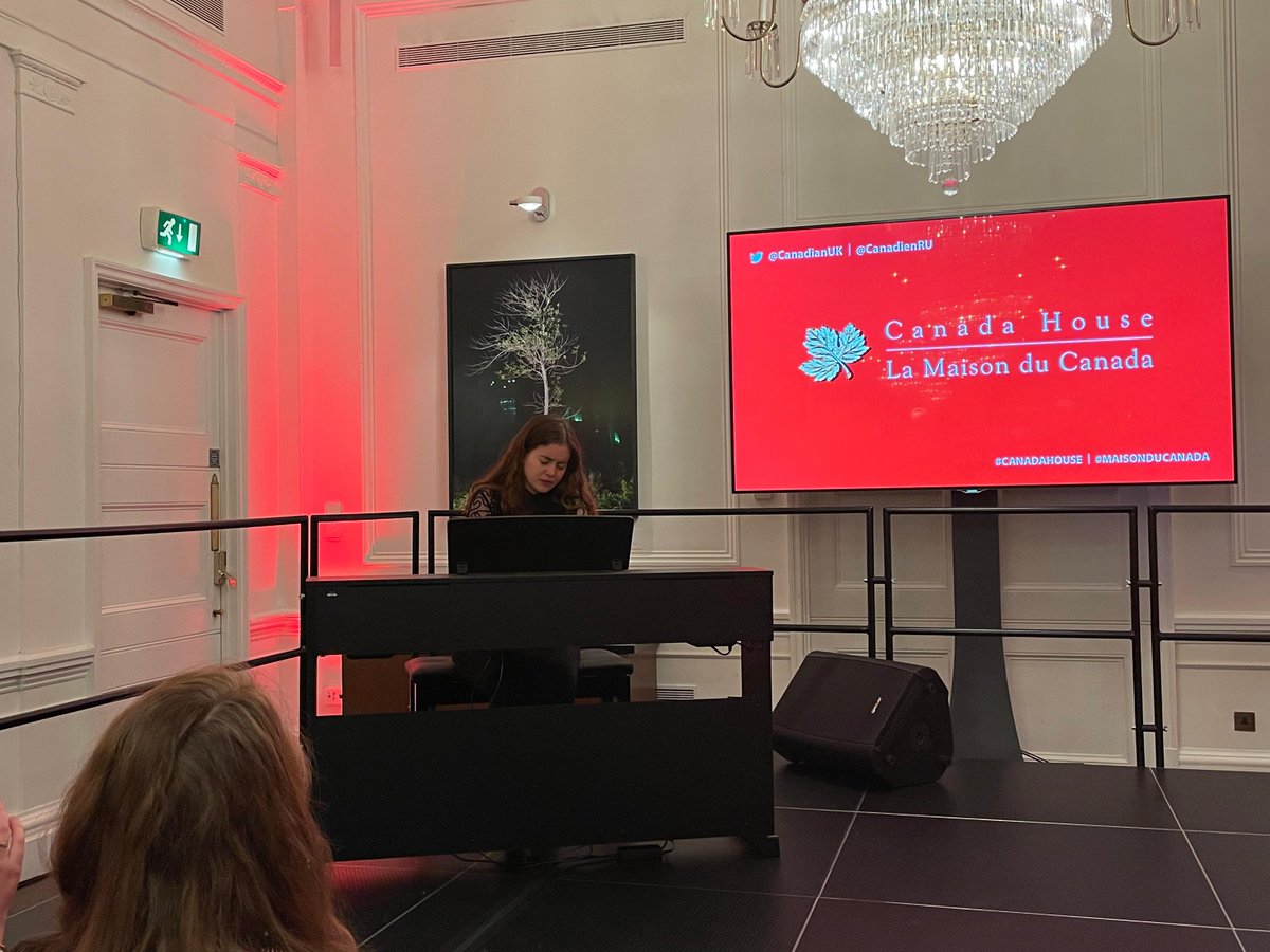 CanadianUK tweet media