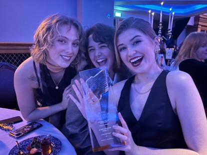 Elle McNicoll ✍🏻📚🩷💜💙 tweet media