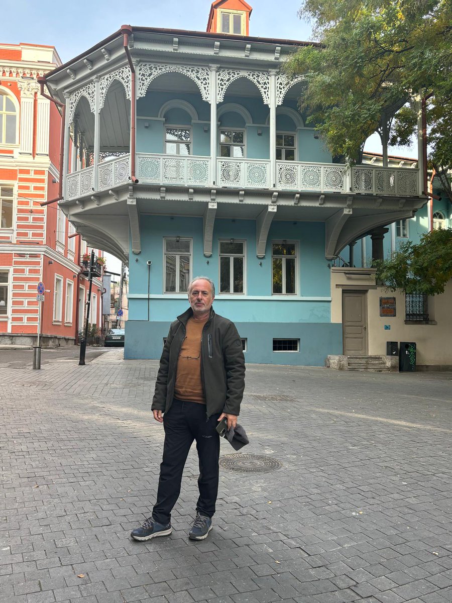 semantik's tweet photo. Cemal Paşa'nın şehit düştüğü Tiflis. Sokaklar barut öksürüyor hâlâ. https://t.co/aSQvkmLlrq