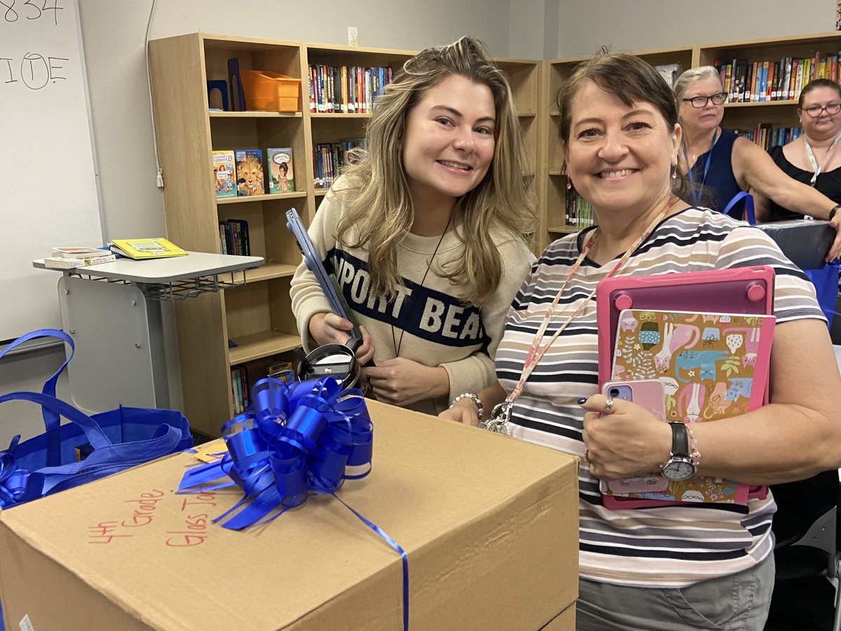 YalePTA's tweet photo. This week, the Yale Elementary PTA made disbursements to @yaleroadrunners teachers and staff, checking off wishlist items including furniture and rugs, educational games, library books and carts, curriculum supplements and so much more! #RISDBeTheOne @RichardsonISD https://t.co/avNUmLo7JP