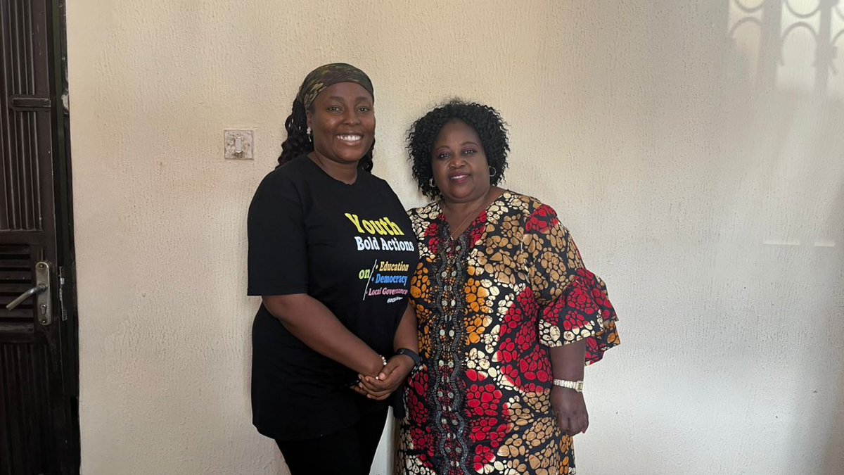 DEANinitiative's tweet photo. Yesterday we were on air on Positive FM Akure, Ondo State to share our views on Election in Nigeria. Majorly, @Mokikan_Eniola spoke on the need for women and young people to take part in elections. It is for everyone not only for the Men. Do not sell your Votes.
#iPledge2Vote https://t.co/ykhRfpZbDG