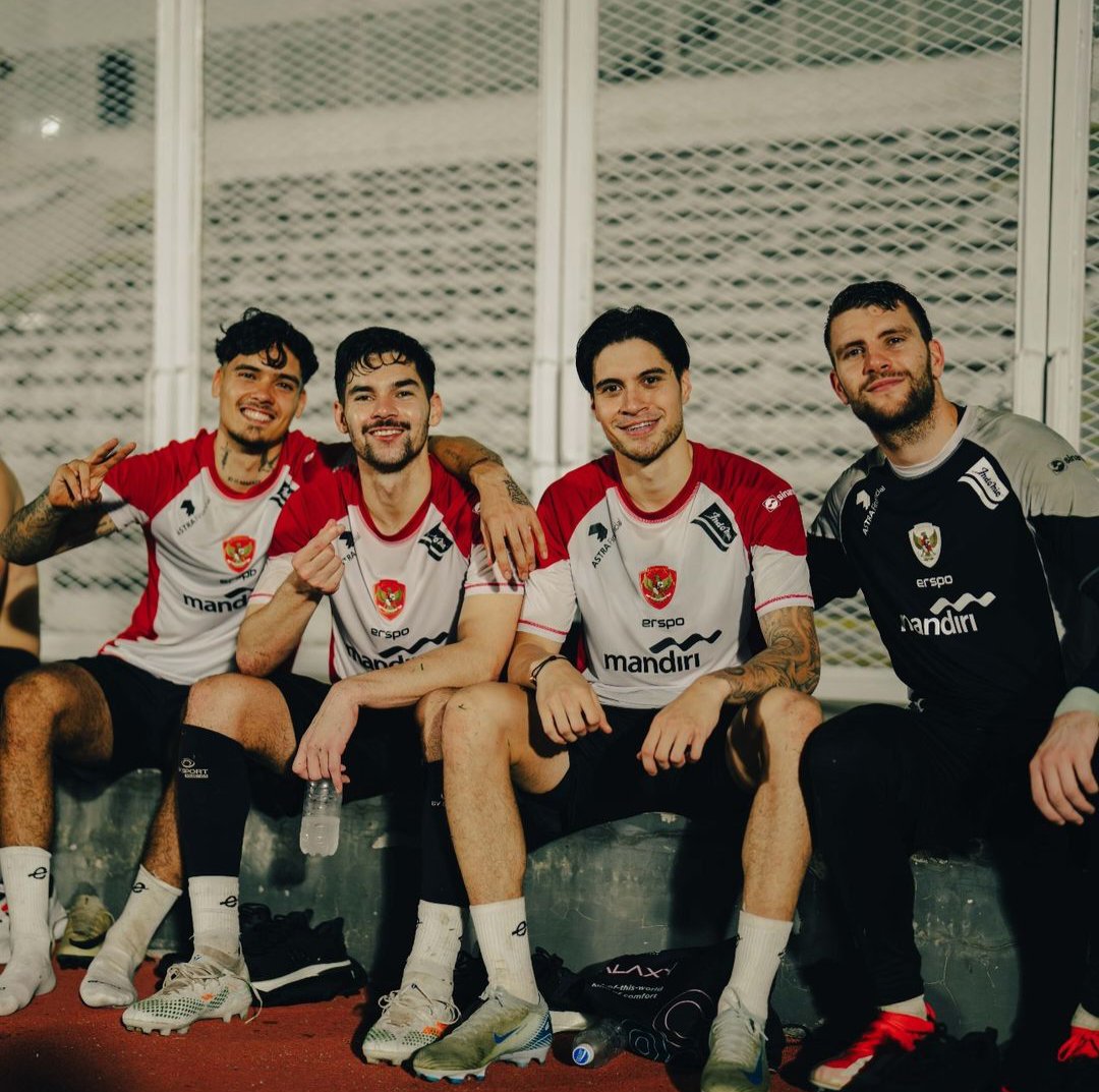 hniiiia's tweet photo. Menang kalah tetap kucintai sepenuh hati ❤️ 

Ayo bangkit Indonesia pasti bisa 🔥
#TimnasIndonesia #TimnasDay https://t.co/GImau7b47f