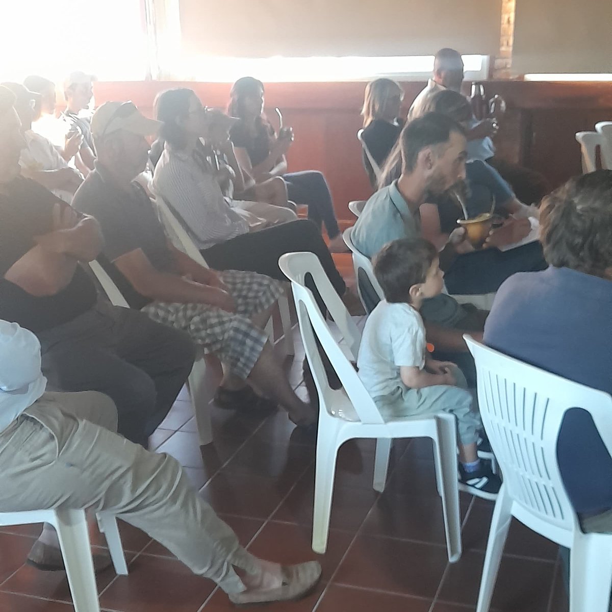 PlanAgro's tweet photo. #Ayer en📍Tarariras, Colonia
✔️Presentación de normativas para faena artesanal predial
🗣️Ing. Natalia Martínez #DIGEGRA y Carina González #DescentraUy
📌Sala de Conferencias Soc. Fom. de Tarariras
@MGAPUruguay @aguiarpatricia7 #CAD #SFRT #CALCAR Ing. Julio Perrachon #PlanAgro https://t.co/9ZAGEVWwUm