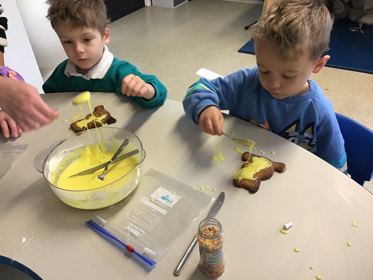 catherines_e's tweet photo. The children have enjoyed their non-uniform day raising money for Children in Need.  Reception Class had enormous fun baking and decorating pudsey biscuits today! #pudsey #ChildrenInNeed
BBC Children in Need https://t.co/ArpP37yU0h