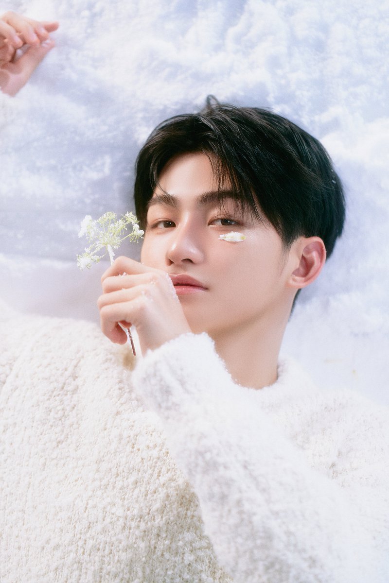 TWS : 1st Single 'Last Bell' Official Photo 2 #JIHOON #지훈