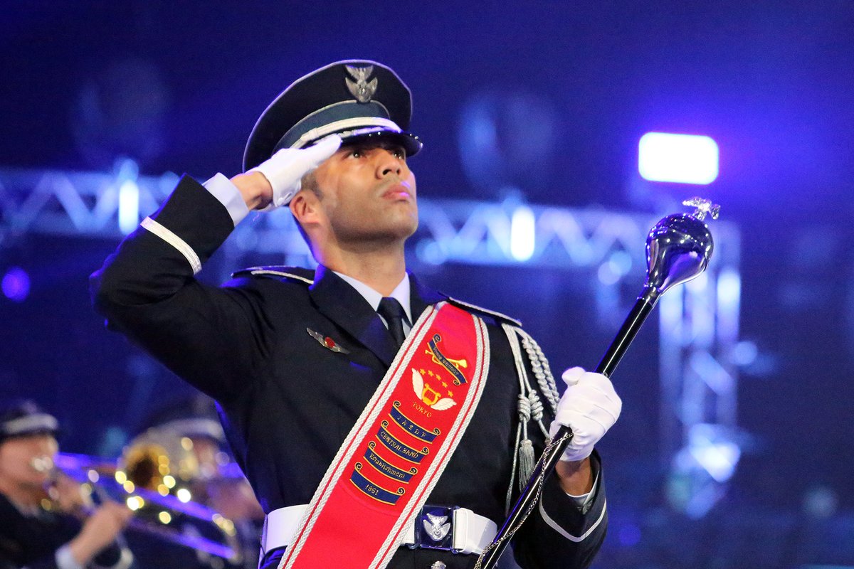 【令和6年度 #自衛隊音楽まつり Day1】

ついに本番を迎え、本日は2公演無事に終演しました🫡✨

今年のテーマ「音」にこだわった私達の単独ステージ、世界観に没入して頂けるよう精一杯パフォーマンスしました！

残り3公演も全力で演奏します❤️‍🔥
ご来場お待ちしてます✨

#航空中央音楽隊 #航空自衛隊