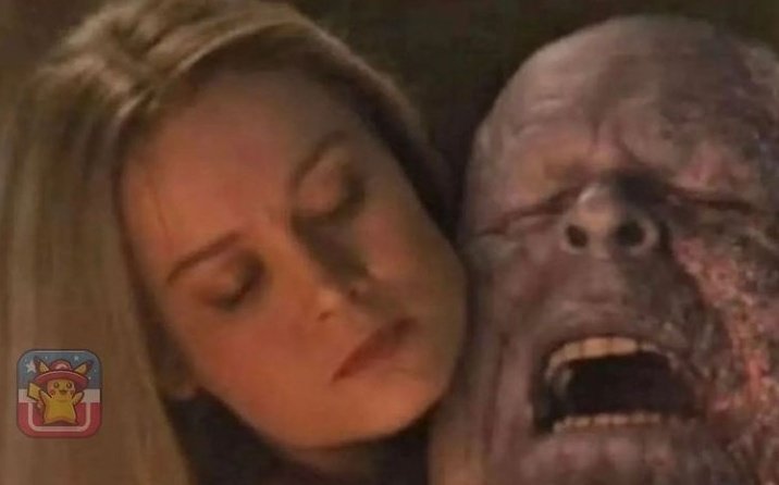 El nou himne del Barça: "L'escut al pit".

El meu cap: