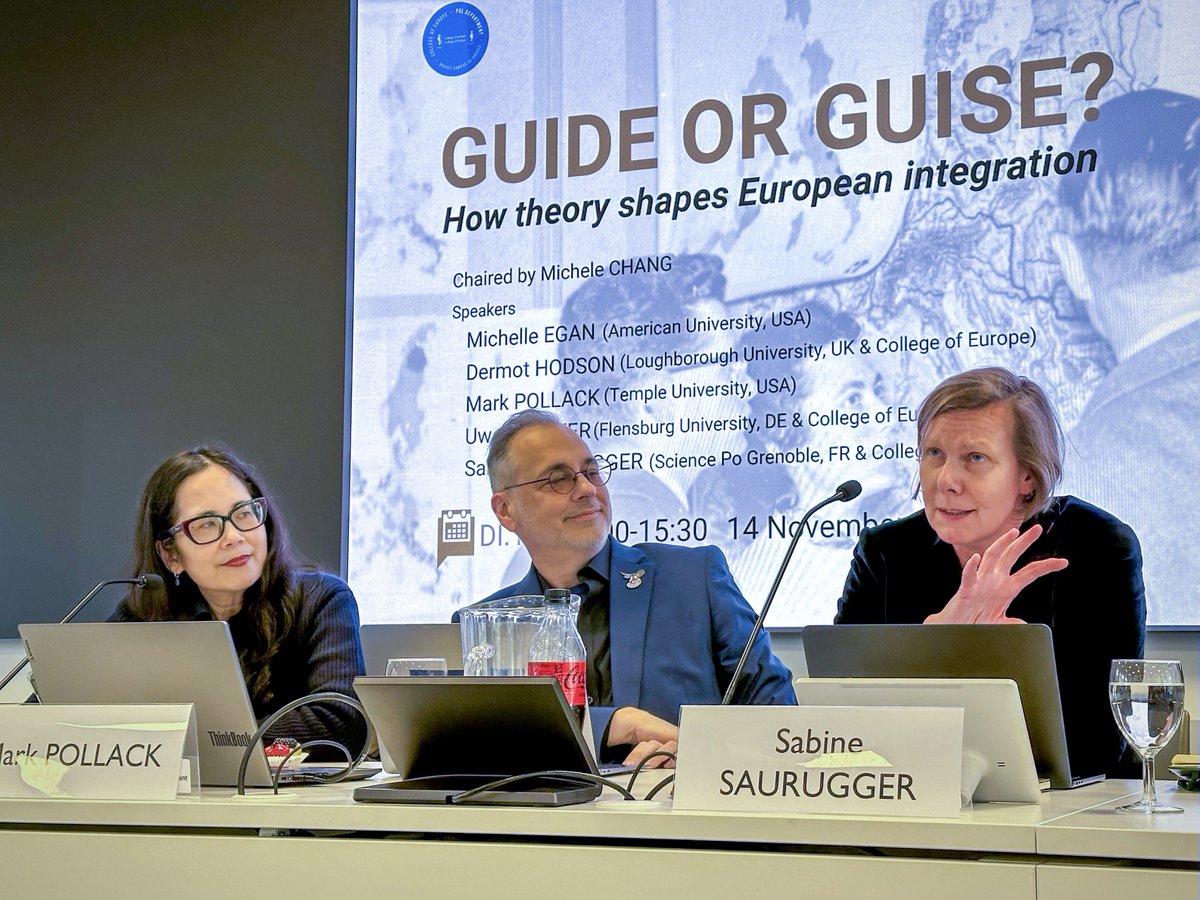 College of Europe tweet media