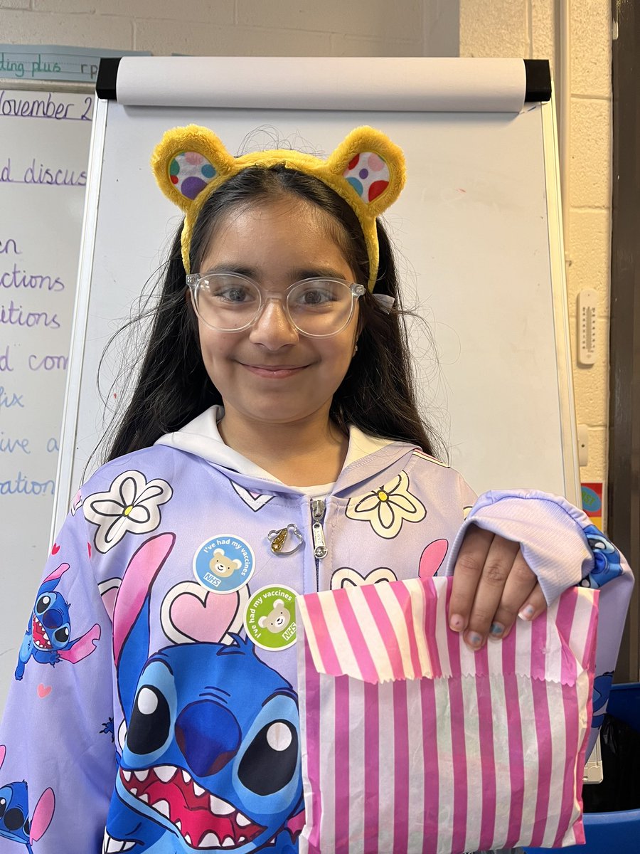 Miss Romano 💙🌈 tweet media