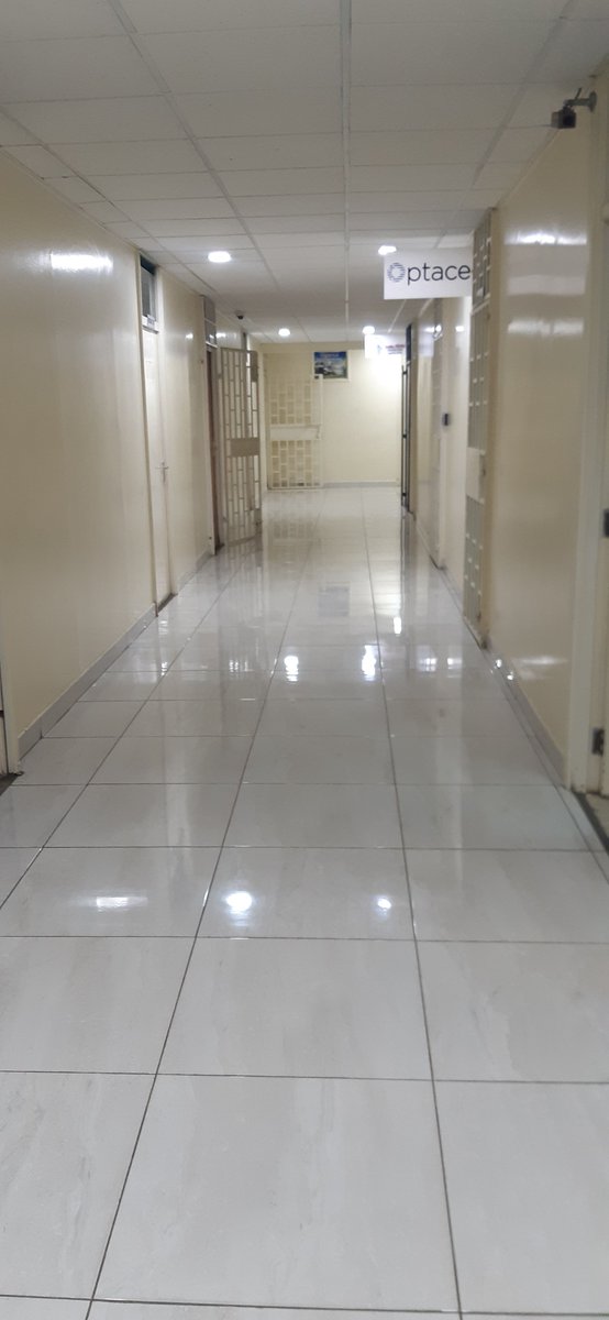 arkconsultantsl's tweet photo. Boost your business growth with prime commercial spaces at Old Mutual building. Strategically located and equipped with modern services, they are perfect for all your needs. Visit our website or call 0720 510 000/ 0729665544 for details. https://t.co/ysUbiUMhtE