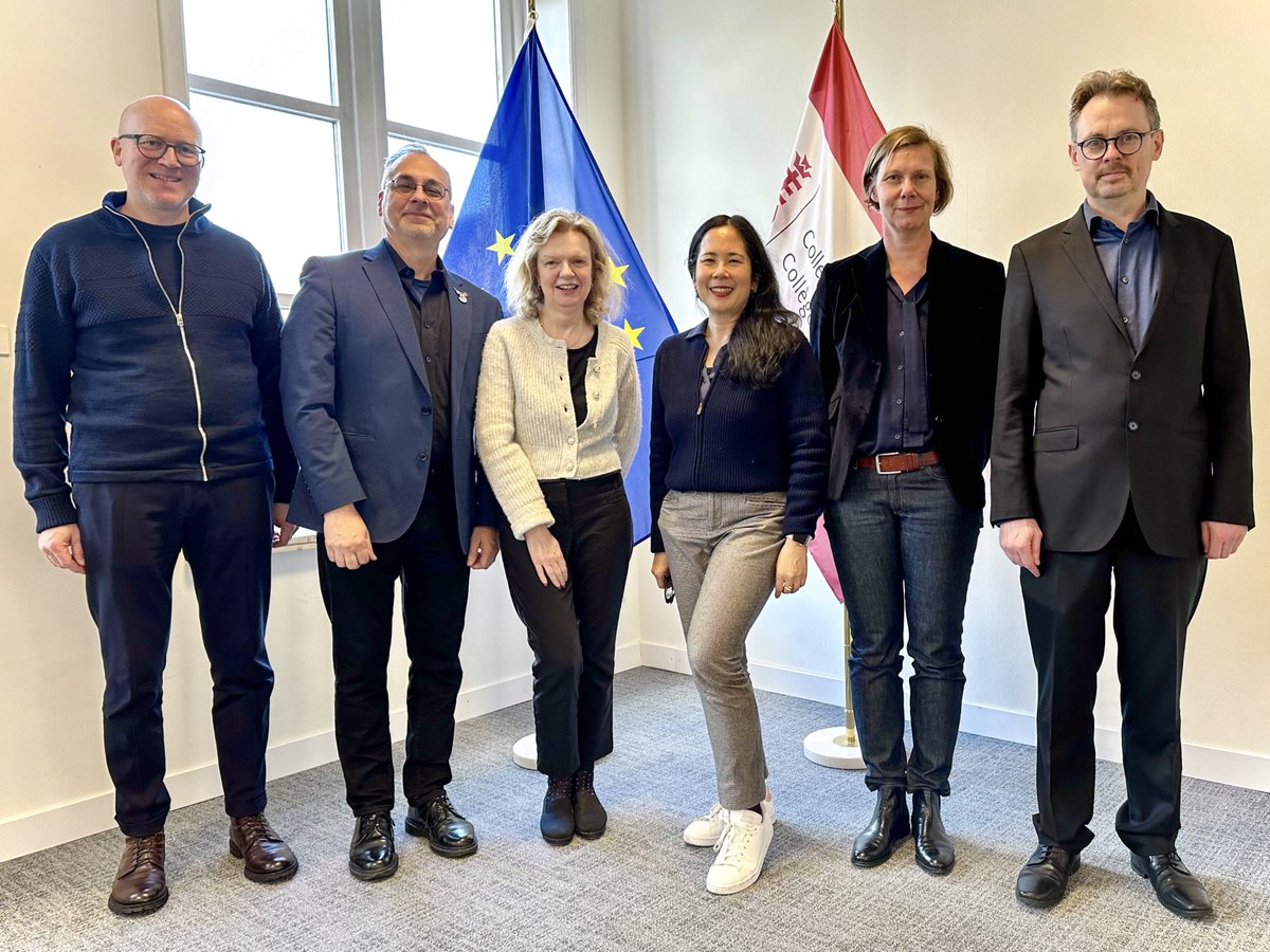 College of Europe tweet media