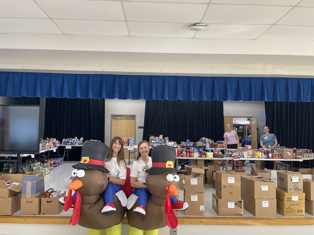 Hammond Elementary (@hcpshammond) on Twitter photo We are so thankful for our students, families & community! Your donations are going to help so many of our families this holiday season! 🦃💙🐾 <a href="/HillsboroughSch/">Hillsborough Schools</a> <a href="/HCPSELRegion2/">HCPS Elementary Region 2</a> We are so thankful for our students, families & community! Your donations are going to help so many of our families this holiday season! 🦃💙🐾 <a href="/HillsboroughSch/">Hillsborough Schools</a> <a href="/HCPSELRegion2/">HCPS Elementary Region 2</a>