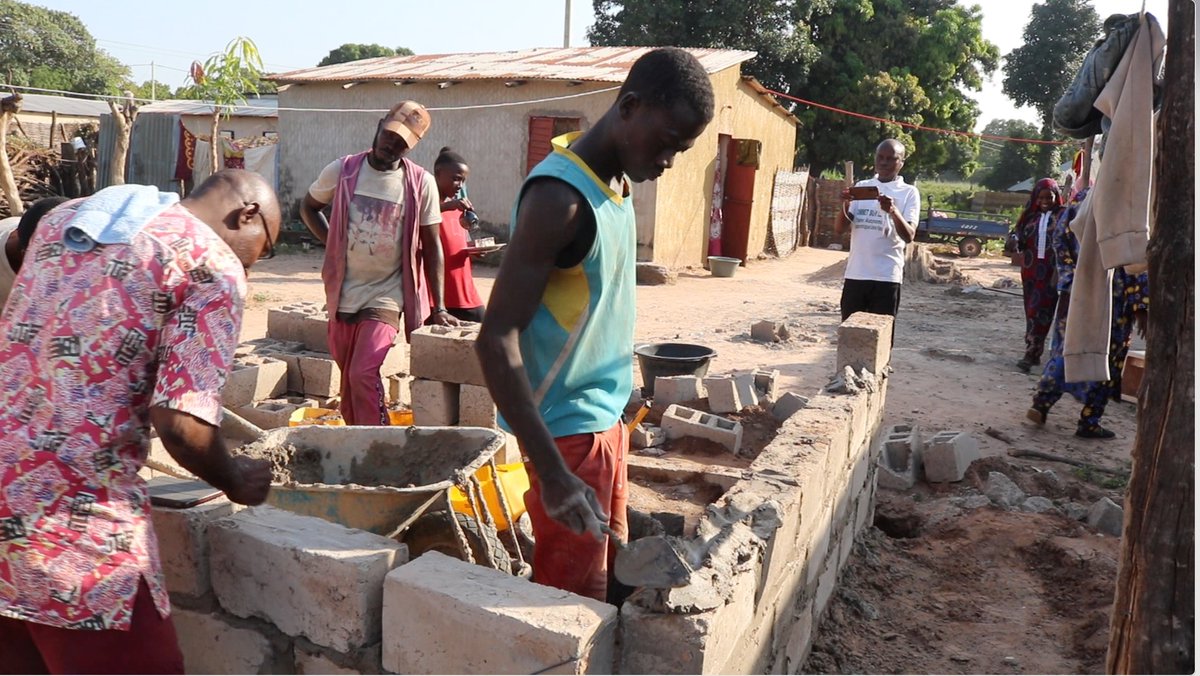 Cncr_Senegal's tweet image. #Bergeries et #poulaillers en construction, quelques promesses non respectées, constat fait par une mission de supervision du #CNCR auprès des bénéficiaires du #PADAERII, dans les régions de #Kolda et #Kédougou (9-14 novembre).