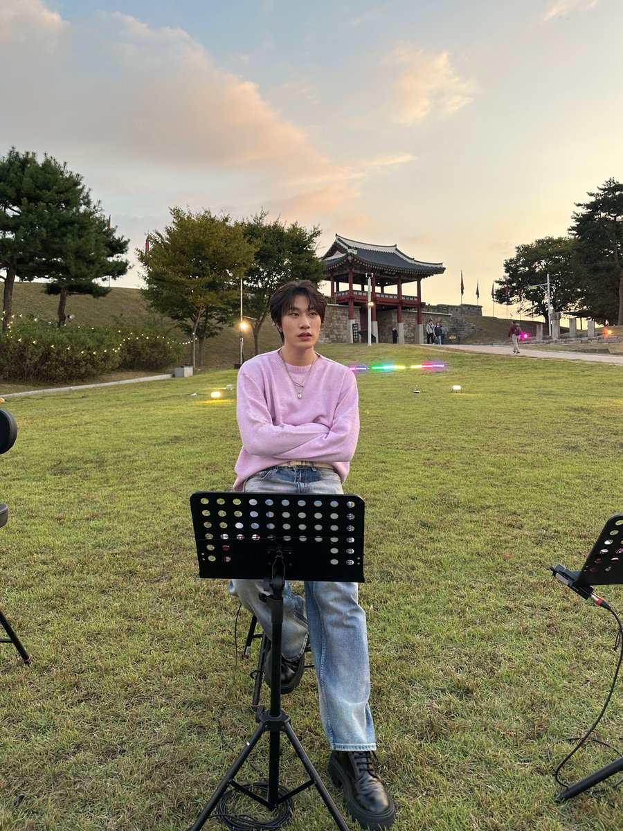 _YEDAM_OFFICIAL's tweet photo. [📸] 

241115 #SBS '더 리슨: 우리 함께 다시' 
쭈르륵 빵빵 뽕뽕뽕 팔보채 배달 끝 🖤

#방예담 #BANGYEDAM
#더리슨 #더리슨_우리함께다시 https://t.co/2imoSMzEg6