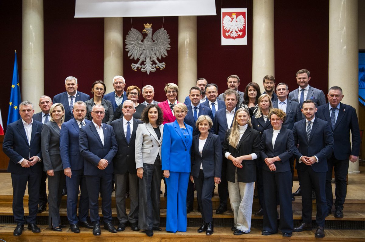 W jedności siła! Dziękuję przyjaciołom z Ruchu Samorządowego <a href="/takdlapolski/">Ruch Samorządowy Tak Dla Polski</a> za spotkanie i ponowny wybór na stanowisko Przewodniczącego Rady Politycznej naszego stowarzyszenia.