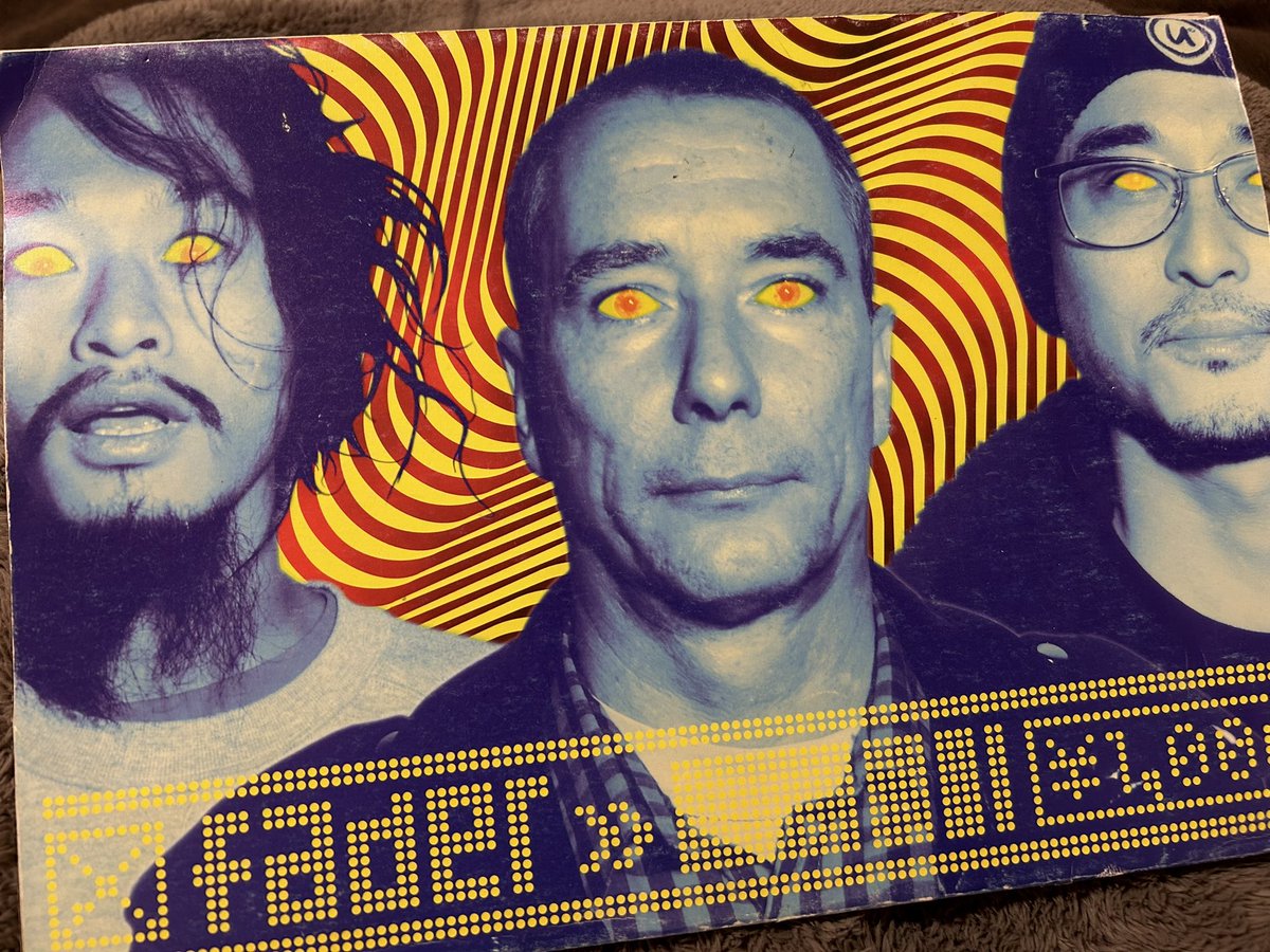 zu_hause's tweet image. 表/裏 #今夜の一冊 #FADER #MikeKelly #大竹伸朗 #EYƎ #嶺川貴子