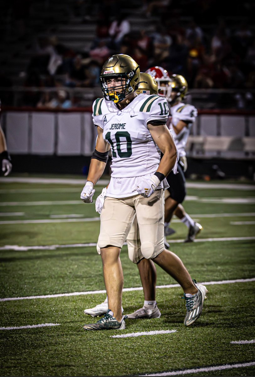 Junior season highlights!

(11 games)

124 TKLS (leads team in tackles)
7 TFL
2 PBU
1 Sack
1 INT
2 FF
1 FR 
6”1 205 lbs
2nd Team All - OCC
Special Mention All District 

hudl.com/v/2QZBpy