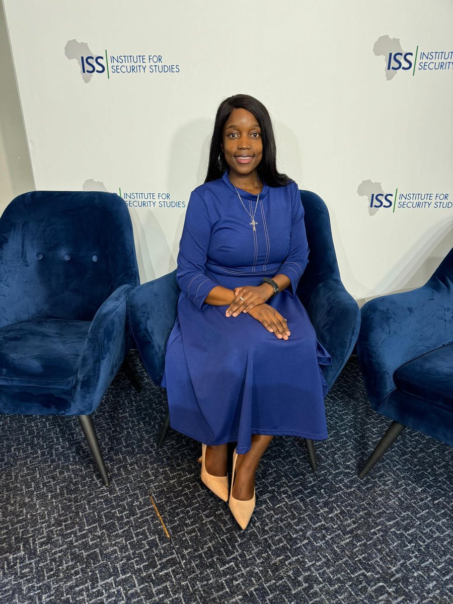 CMAUP's tweet photo. CMA's Dr. @ART_Shangare participated in the “Applying Foresight and Scenario Building on Multilateralism and the Geopolitical Agency of Africa” executive training,  hosted by the Florence School of Transnational Governance (European University Institute) and the @issafrica https://t.co/zrQrp2XYrl