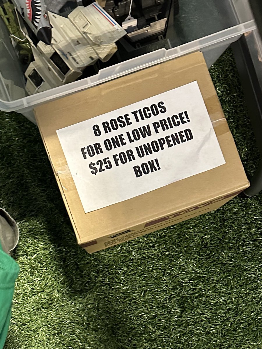 TheMaxReboExperience tweet media