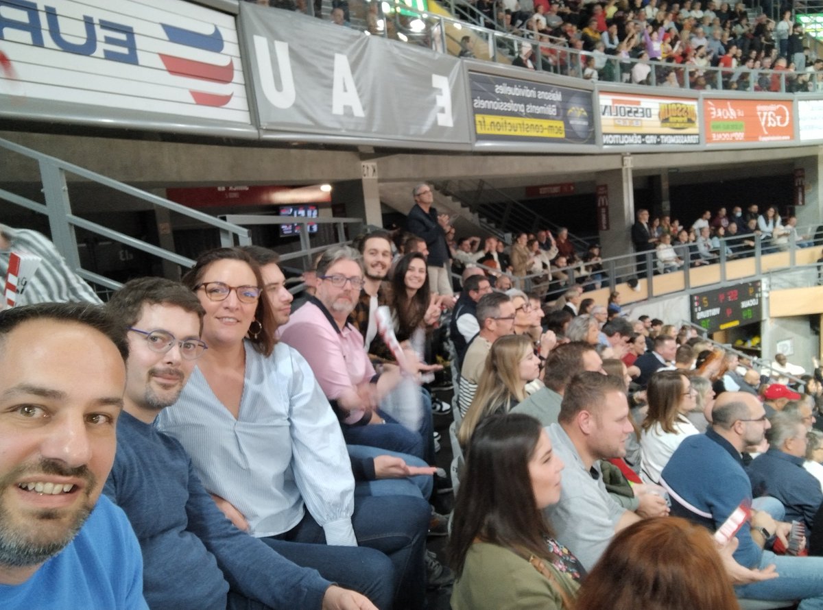 c2ip's tweet photo. Victoire pour l'@ELANCHALON 88 à 84 contre Le Mans samedi dernier. L'équipe @c2ip était là ! 
Un super moment de partage https://t.co/2O17mh1NSM